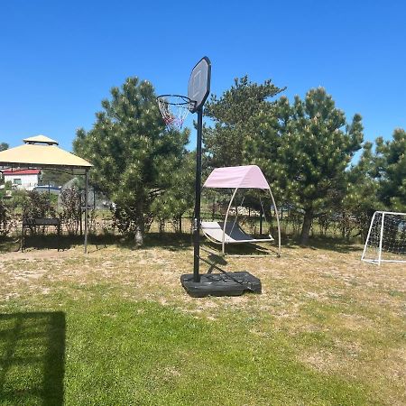 Anna Beach Holiday Home Raja エクステリア 写真