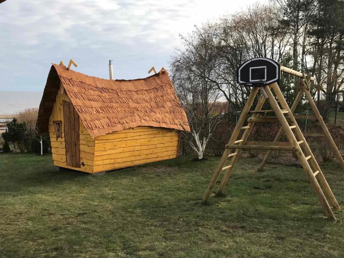 Anna Beach Holiday Home Raja エクステリア 写真