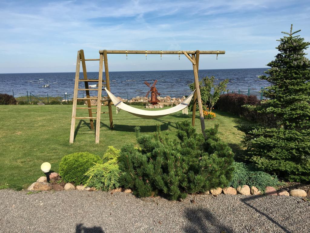 Anna Beach Holiday Home Raja エクステリア 写真